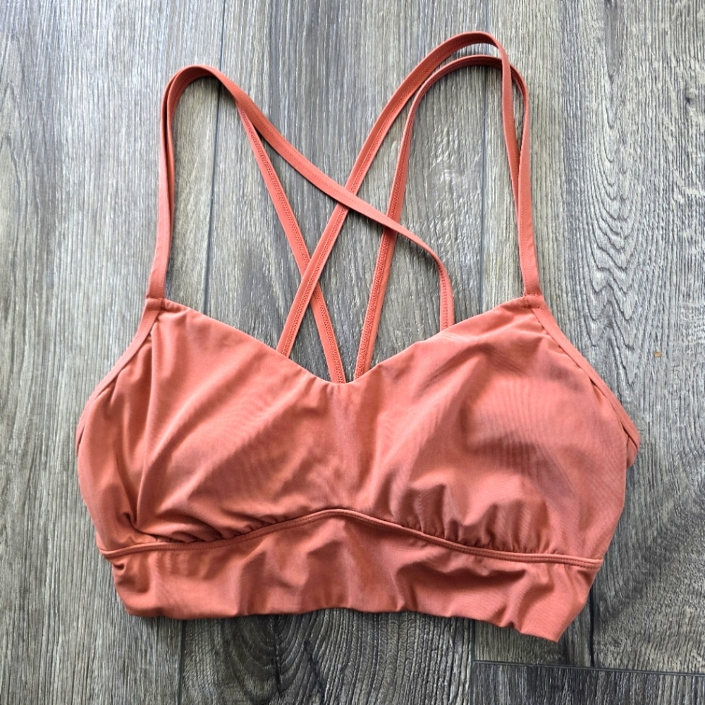 Cross-Back Strappy Sports Bra